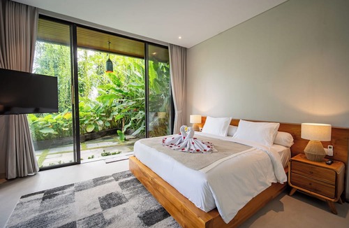 Batuan Villa | Kelapa Luxury Villa