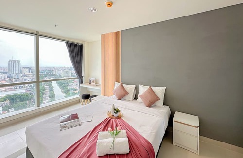 Surabaya Apartment | Spacious 1Br With City View At Praxis Apartment