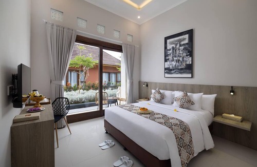 Menanga Hotel | Tapa Agung View Hotel & Restaurant