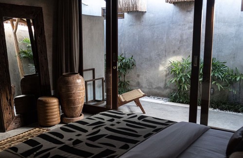 Batu Bolong Hotel | Kano Twin