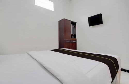 Depok Hotel | Hotel O Mirza Guesthouse Syariah