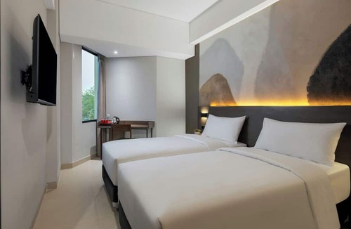 Padalarang Hotel | Hotel Neo Kota Baru Parahyangan