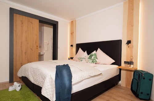 Ried im Oberinntal Hotel | Gasthof Rieder Stubn