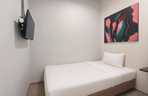 Kemanggisan Hotel | Anders Arjuna Selatan