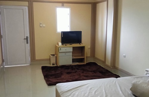 Bekasi Hotel | OYO 94778 Seven Residence