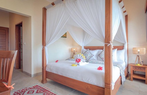 Kalibukbuk Hotel | Villa Mata Hari