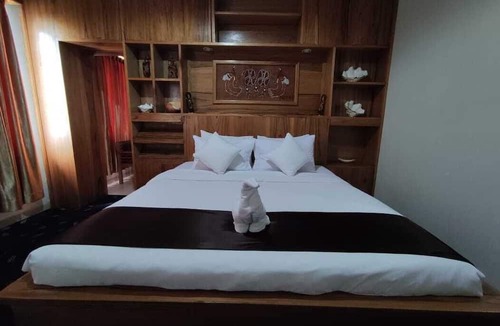 Fak-Fak Hotel | Hotel Grand Papua Fakfak