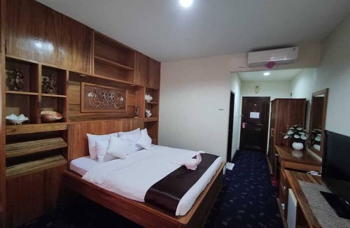 Fak-Fak Hotel | Hotel Grand Papua Fakfak