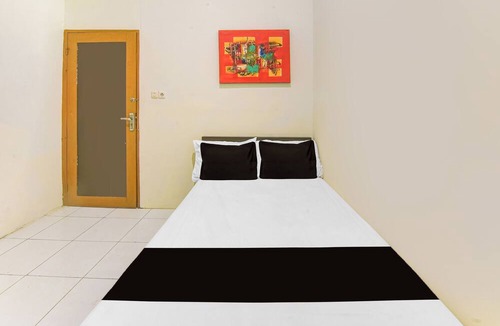 Panakkukang Hotel | Hotel O Makassar near RS Grestelina formerly Wisma Makassar