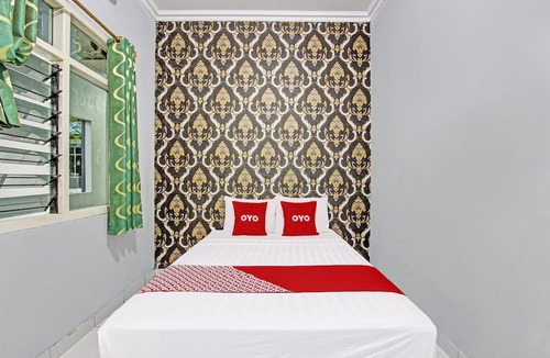 Wonogiri Hotel | OYO 92287 Hotel Aji Mantoro