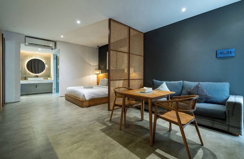 Sunset Road Hotel | Forseti Athena by ARM One Hundred