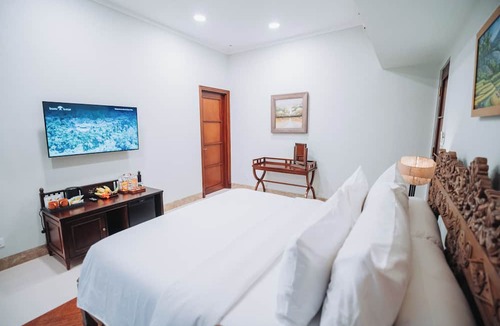 Kemenuh Hotel | Bumi Kinar Heritage