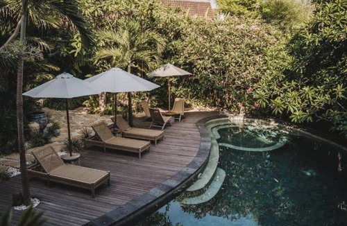 Batu Bolong Hotel | Umakayu Joglo Villa Bali Boutique Hotel