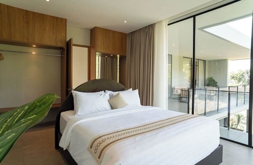 Bandung Villa | Kireina Mori Villa 6BR with heated pool