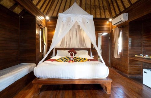 Mushroom Bay Hotel | Karang Mas Villa Lembongan