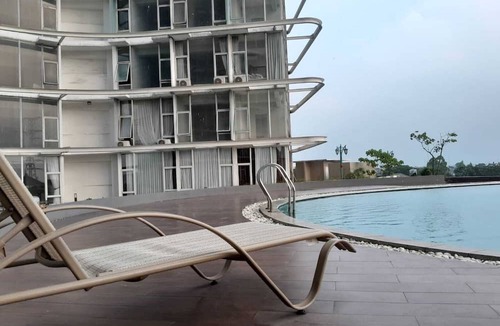 Jakarta Hotel | Roket Room Majestic Point
