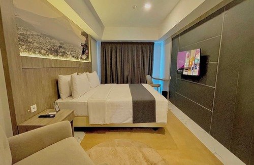 Jakarta Hotel | Nemuru Grand Suites MT Haryono