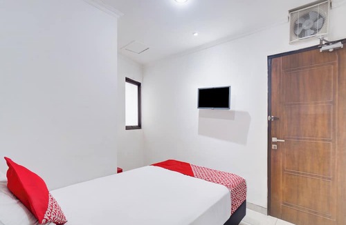 Old Jakarta Hotel | Townhouse Oak Ancol