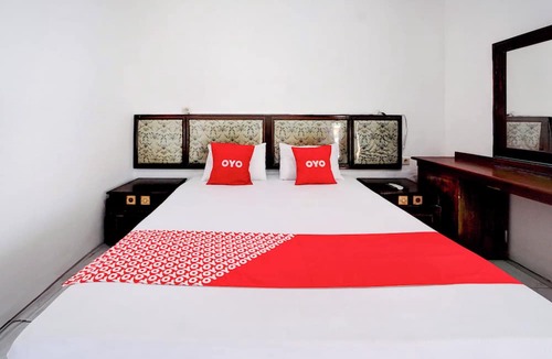 Waru Hotel | Hotel O Bungurasih Near Juanda International Airport Formerly Griya Waru Hotel