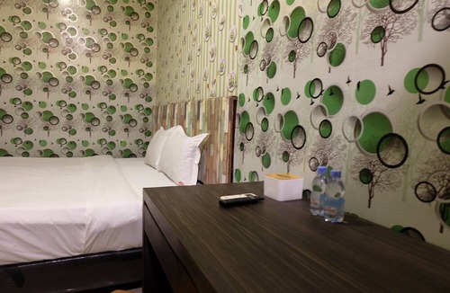 Medan Hotel | LOUISE HOTEL