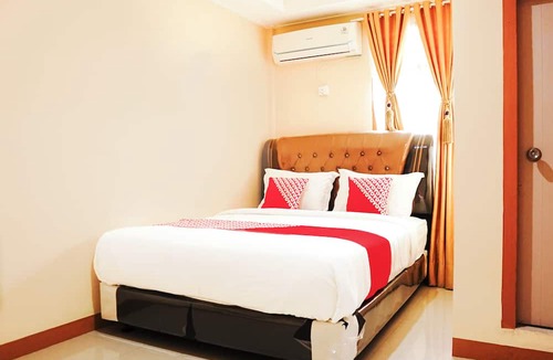 Padang Hotel | Collection O Jalan Jenderal Sudirman Near Pantai Padang Formerly Hotel Pratiwi Anggrek