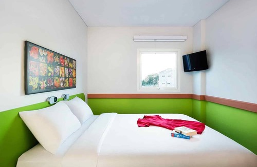 Semarang Hotel | Ibis Budget Semarang Tendean