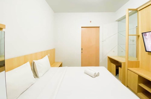 Jatingaleh Apartment | Best Deal And Homey 1Br Without Living Room At The Alton Apartment