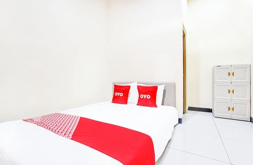 Baki Hotel | OYO 94124 Ekslusive Double'n