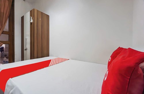 Surabaya Hotel | OYO Life 93978 Wisma Homestay Syariah