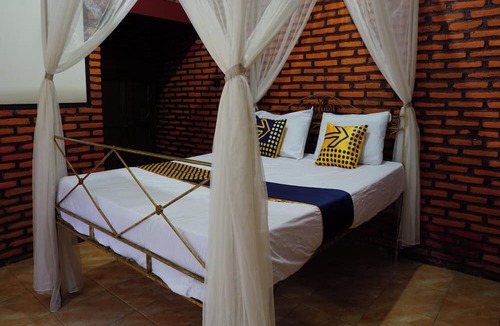 Kayangan Hotel | Hotel O Holy HomestayNearWisata Kopi Desa Tamansari
