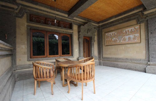Ubud City-Centre Hotel | Belvilla Ratna Resort Ubud PalaceNearUbud Palace