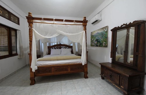 Ubud City-Centre Hotel | Belvilla Ratna Resort Ubud PalaceNearUbud Palace