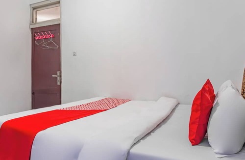 Kotabumi Hotel | Hotel O Guest House Pahlawan Syariah