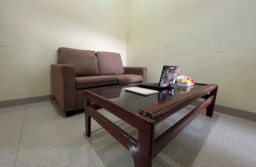 Tetebatu Hotel | Hotel O Kost Takalar Near Polsek Mappakasunggu (Mapsu)