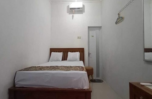 Purworejo Hotel | OYO 93963 Homestay Kita Purworejo