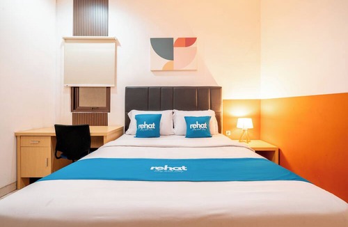 Hegarmanah Hotel | Rehat at Dago Sky