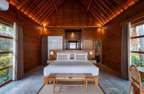 Lodtunduh Resort | Unagi Wooden Villa by Emana