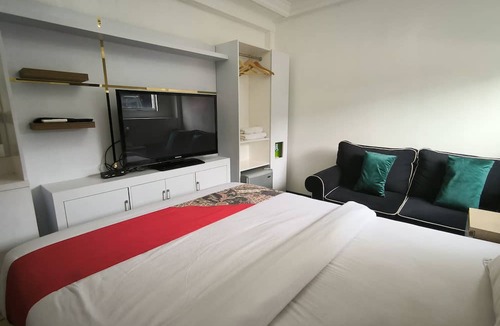Depok Hotel | Premier Guesthouse