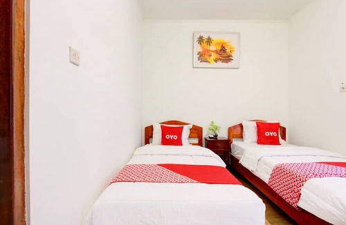 Mungkid Hotel | Hotel O Mbah Carik Homestay Syari'ah