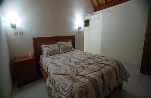 Kecamatan Pringgasela Hotel | OYO 93627 Avocado Homestay