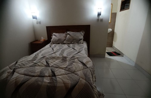 Kecamatan Pringgasela Hotel | OYO 93627 Avocado Homestay