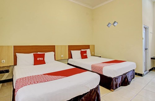 Mendut Hotel | OYO 93660 New Family Hotel Syariah