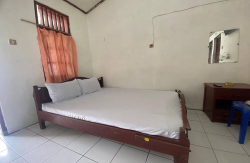 Prambanan Hotel | SPOT ON 93562 Hotel Kenanga 1