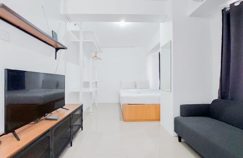 South Tangerang Apartment | Luxury Studio At 19Th Floor Apartment Urbantown Serpong