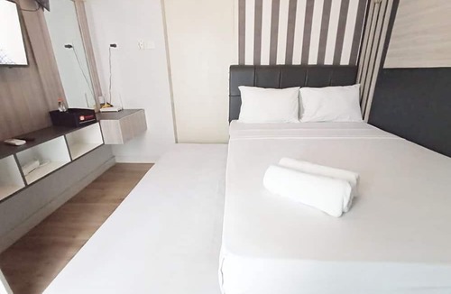 Semarang Apartment | Homey And Cozy Living Studio Amartha View Apartment
