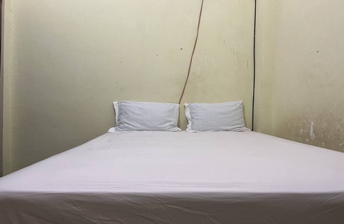 Aik Berik Hotel | Hotel O Lembah Sriti Homestay Near Sirkuit Motor Cross Internasional 459 Lantan