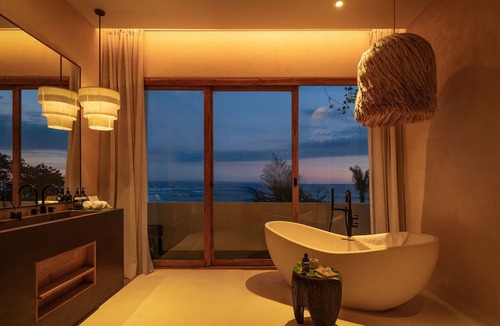 Beraban Hotel | Oshom Bali at Nuanu Creative City