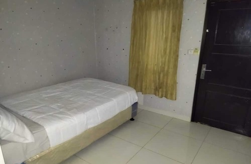 Pamulang Hotel | Hotel O Bintang Residence 2