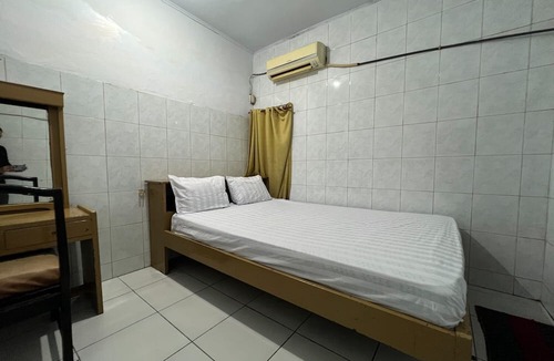 Tetebatu Hotel | Hotel O Pondok Surya Near Fakultas Teknik Unhas Gowa