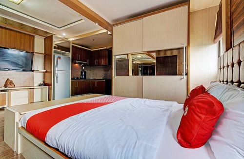 Bandung Hotel | OYO 93426 Metro Suites Apartment By Goodvibes